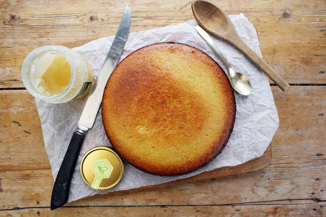 Classic Victoria Sponge Cake Recipe - Bigger Bolder Baking